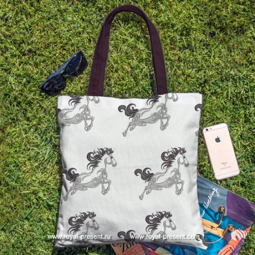 Дизайн машинной вышивки Бегущий Конь