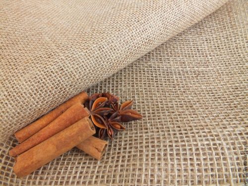 Вышивка на мешковине