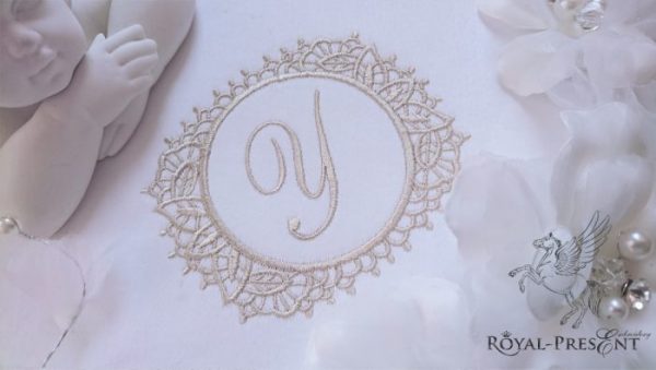 Дизайн машинной вышивки Ажурная рамка для монограммы