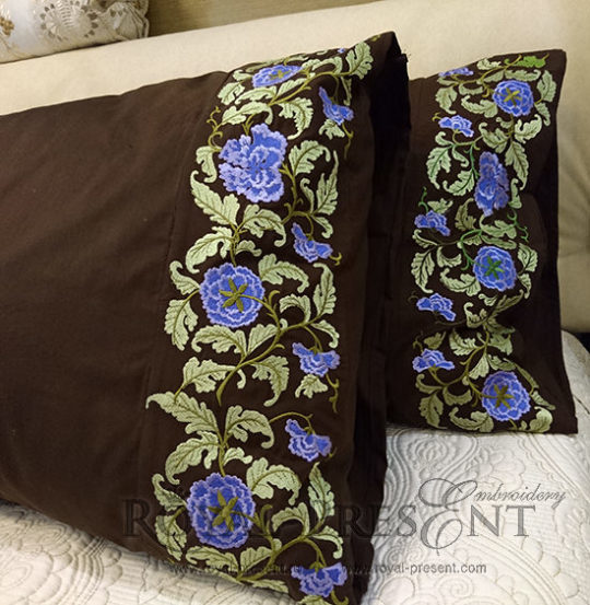 Дизайн машинной вышивки Цветочный бордюр с сиреневыми цветами