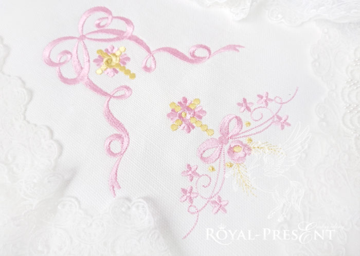 Дизайн машинной вышивки для крестин Крестик и бант с цветами