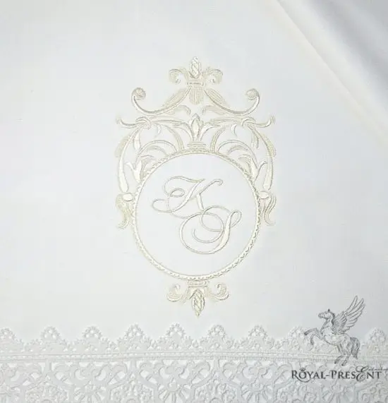 Дизайн машинной вышивки Классическое обрамление для монограммы