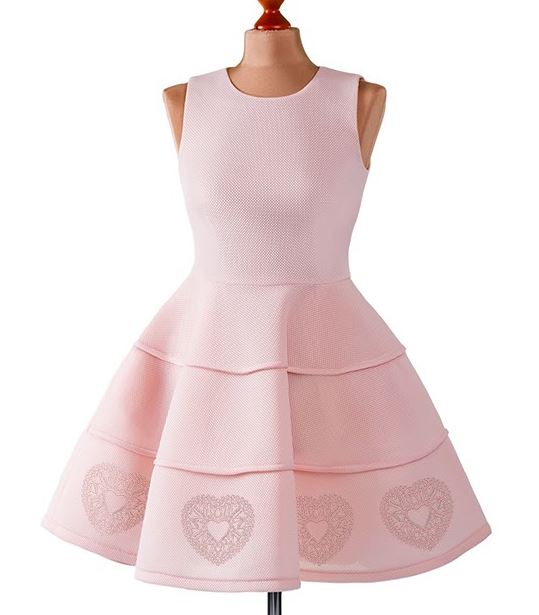 Дизайн машинной вышивки Кружевное сердечко