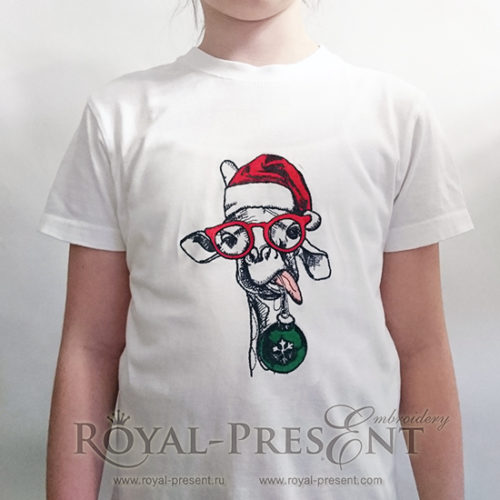 Дизайн машинной вышивки Жираф в колпаке Деда Мороза